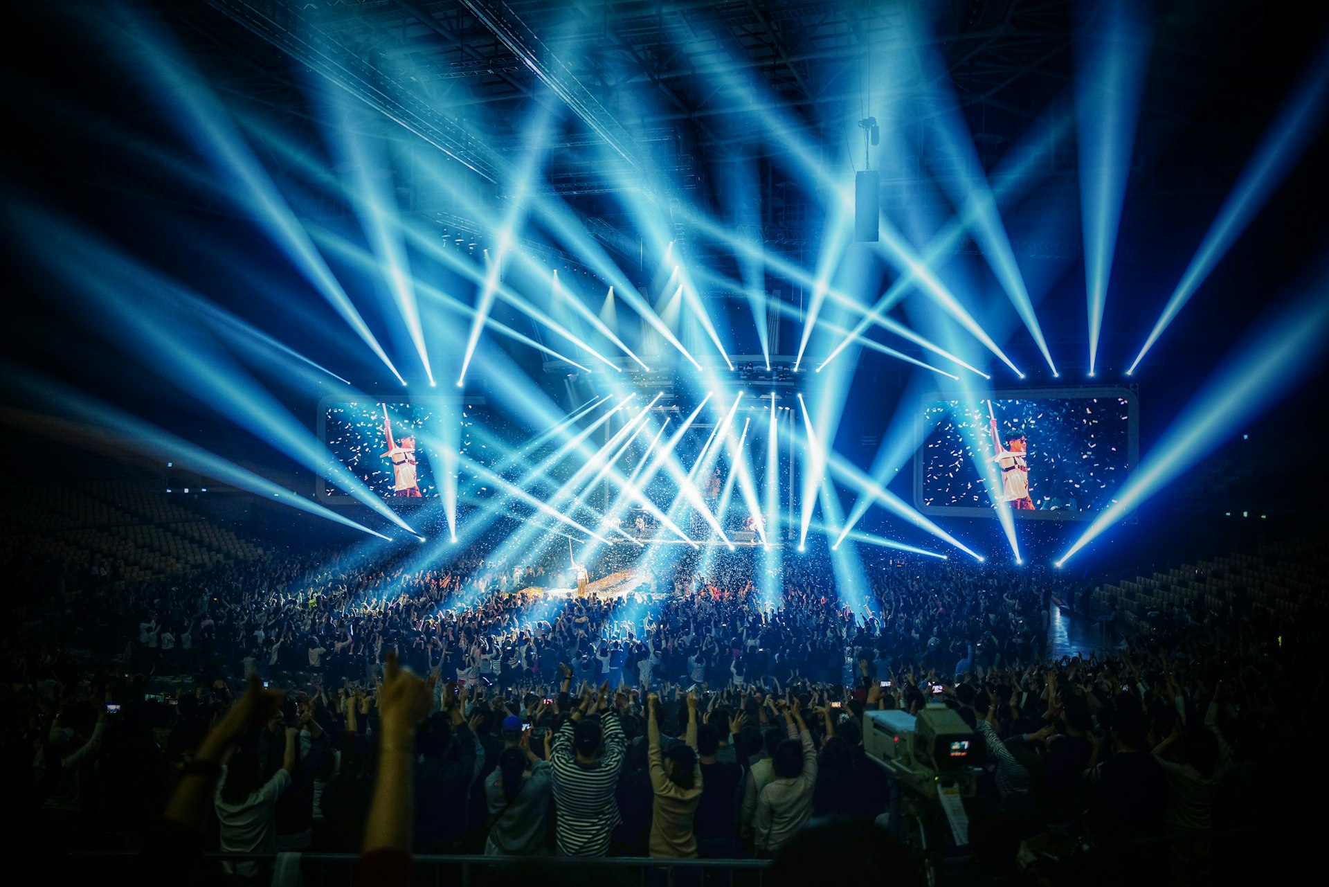 Virtual Concerts on Gaming Platforms: Transforming the Live Entertainment Landscape
